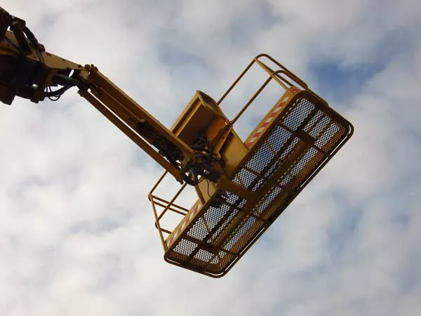 Conducteur de nacelle élévatrice pour un chantier à la journée, Le Port, ECHAF'O RUN